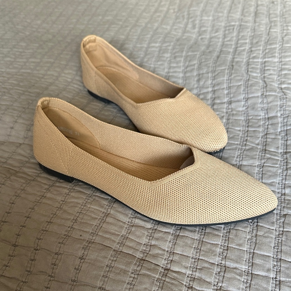 ShoeLAND Women's Flats
